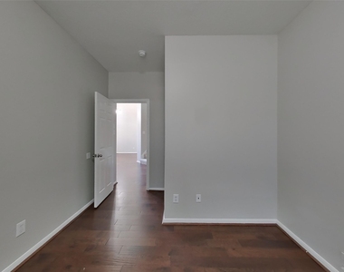 1735 Wilderness Park Court - Photo Thumbnail 13