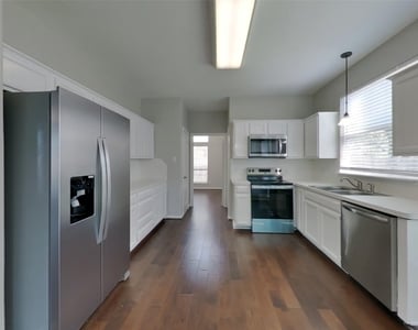 1735 Wilderness Park Court - Photo Thumbnail 4