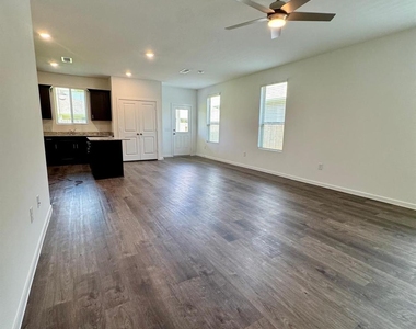 15357 Dapple Bluff Ln Lane - Photo Thumbnail 3