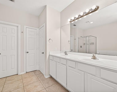11 Nestlewood Place - Photo Thumbnail 19