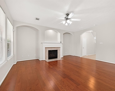 11 Nestlewood Place - Photo Thumbnail 5