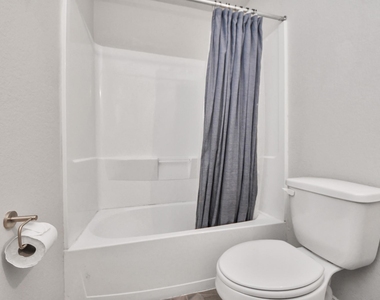9027 Madera Road - Photo Thumbnail 18