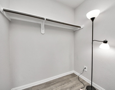9027 Madera Road - Photo Thumbnail 29