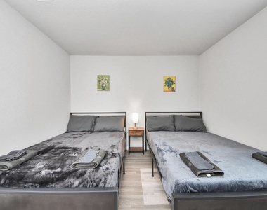 9027 Madera Road - Photo Thumbnail 33