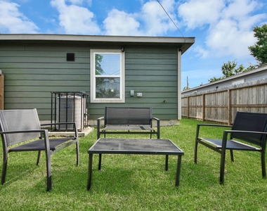9027 Madera Road - Photo Thumbnail 44