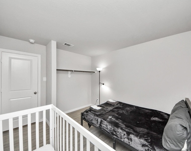 9027 Madera Road - Photo Thumbnail 28