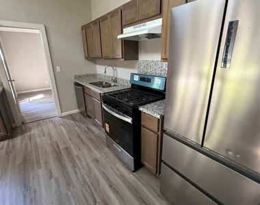 3211 Keller St Street - Photo Thumbnail 4