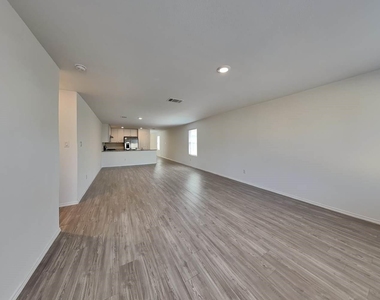 10515 Mcclintock Drive - Photo Thumbnail 1