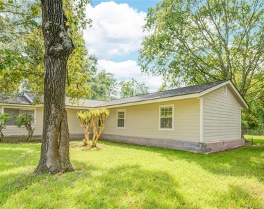 804 Chickasaw Drive - Photo Thumbnail 32