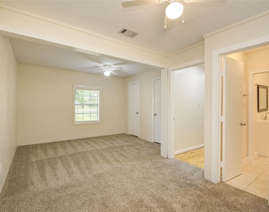 804 Chickasaw Drive - Photo Thumbnail 25