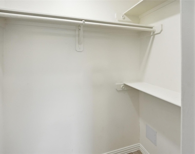 6811 Brighton Hill Lane - Photo Thumbnail 15