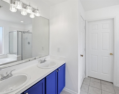 6811 Brighton Hill Lane - Photo Thumbnail 12