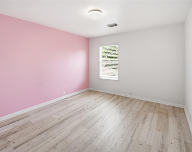 6811 Brighton Hill Lane - Photo Thumbnail 19