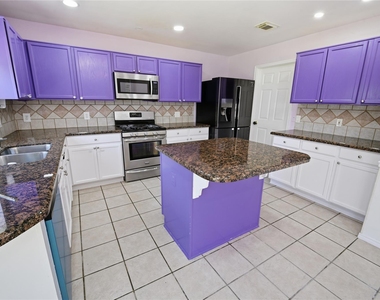 6811 Brighton Hill Lane - Photo Thumbnail 6