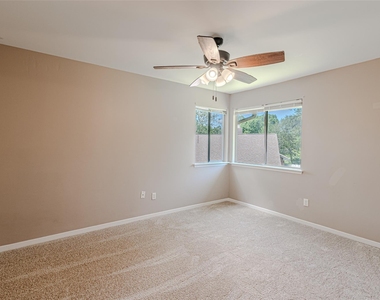 18506 Creekfield Court - Photo Thumbnail 40