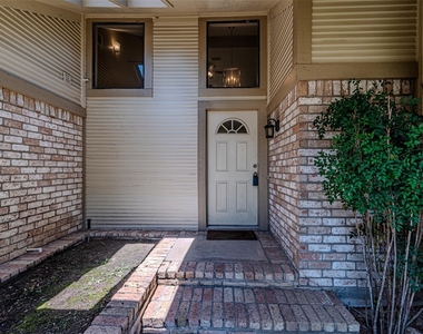 18506 Creekfield Court - Photo Thumbnail 7