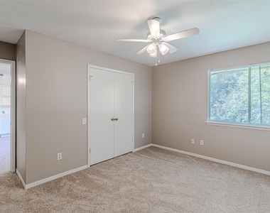 18506 Creekfield Court - Photo Thumbnail 38