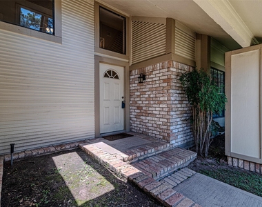 18506 Creekfield Court - Photo Thumbnail 6