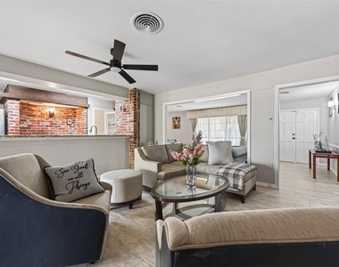 9310 Cliffwood Drive - Photo Thumbnail 14
