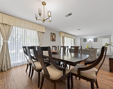 9310 Cliffwood Drive - Photo Thumbnail 6