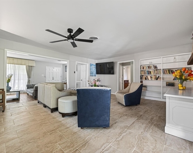9310 Cliffwood Drive - Photo Thumbnail 16
