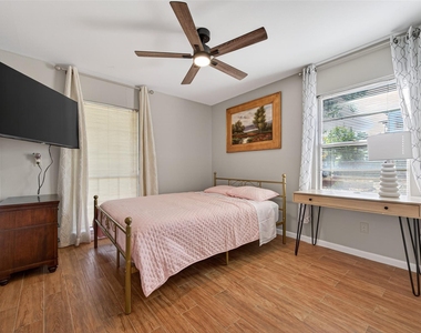 9310 Cliffwood Drive - Photo Thumbnail 38