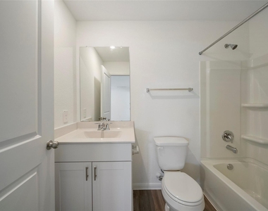 5703 Finely Run St - Photo Thumbnail 17