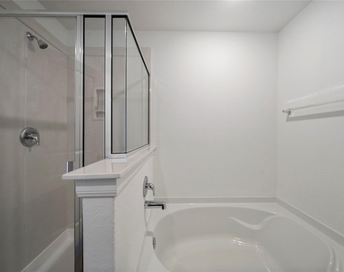 5703 Finely Run St - Photo Thumbnail 15