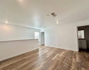 5703 Finely Run St - Photo Thumbnail 19