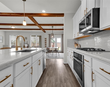 12803 Firbrae Drive - Photo Thumbnail 11