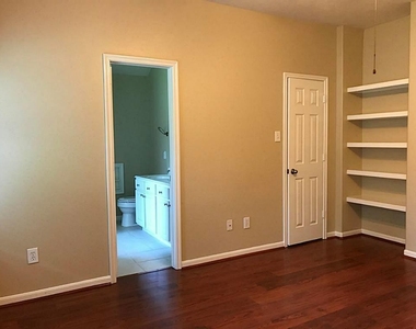 2311 Keegan Hollow Lane - Photo Thumbnail 15