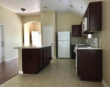 2311 Keegan Hollow Lane - Photo Thumbnail 2