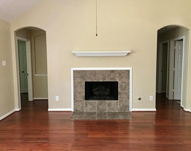 2311 Keegan Hollow Lane - Photo Thumbnail 4