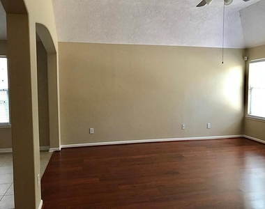 2311 Keegan Hollow Lane - Photo Thumbnail 5