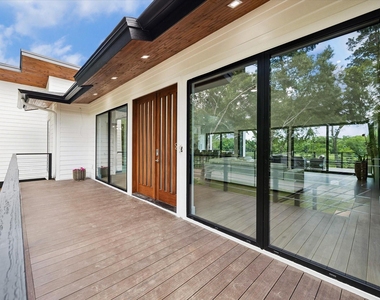 407 Brook Hollow Drive - Photo Thumbnail 1