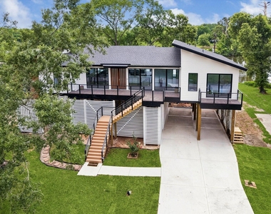 407 Brook Hollow Drive - Photo Thumbnail 44