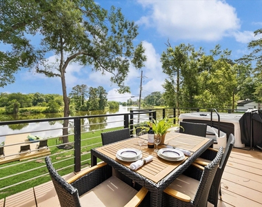 407 Brook Hollow Drive - Photo Thumbnail 46