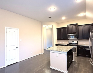 20703 Riley Copper Drive - Photo Thumbnail 12