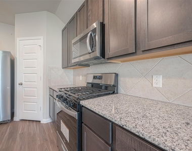 5318 Briana Dee Dr - Photo Thumbnail 15