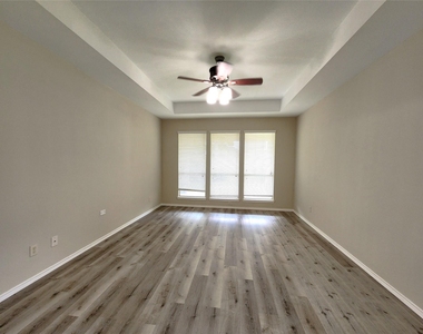 13007 Balsam Lake Court - Photo Thumbnail 16