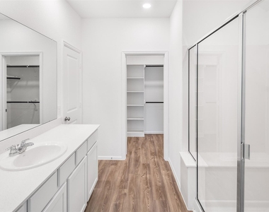 5508 Knox Landing Drive - Photo Thumbnail 29