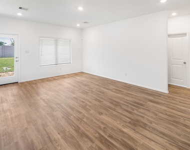 5508 Knox Landing Drive - Photo Thumbnail 16