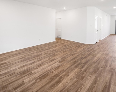 5508 Knox Landing Drive - Photo Thumbnail 22