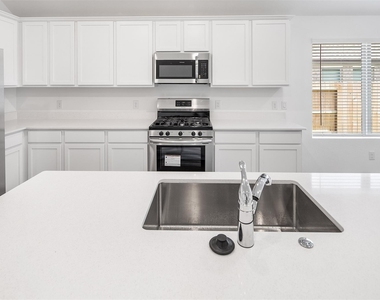 5508 Knox Landing Drive - Photo Thumbnail 13