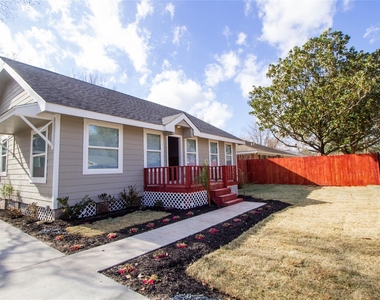 231 Betral Street - Photo Thumbnail 8