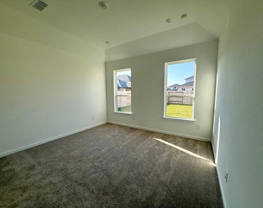 22142 Ingham Bluff Lane - Photo Thumbnail 5