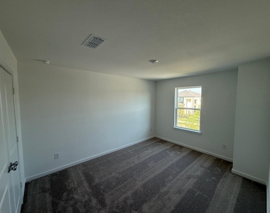 22142 Ingham Bluff Lane - Photo Thumbnail 2