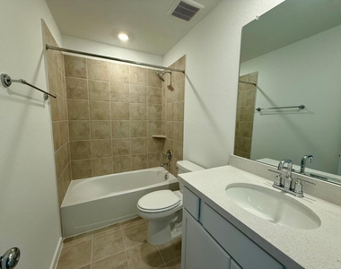 22142 Ingham Bluff Lane - Photo Thumbnail 3