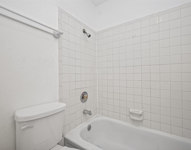 6001 Reims Road - Photo Thumbnail 22