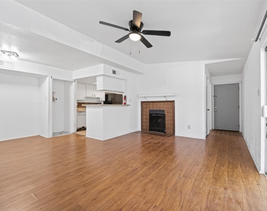 6001 Reims Road - Photo Thumbnail 3